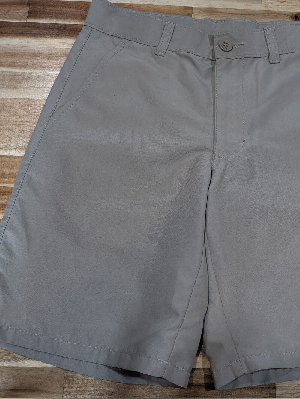 IZOD Tan Casual Flat Front Shorts Boy's Size 10 Polyester